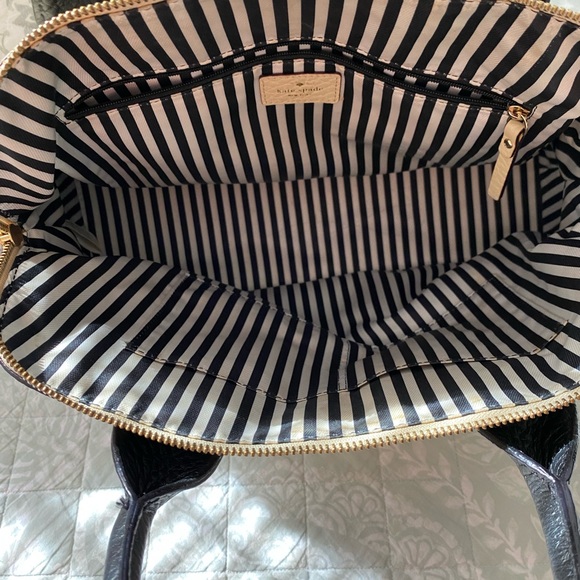 Kate Spade ♠️ - Picture 6 of 7